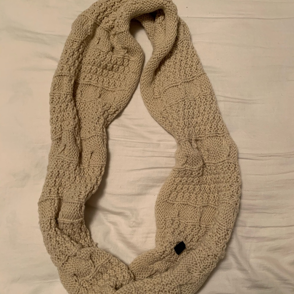 Cream Knit Infinity Scarf - Picture 2 of 2